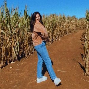 Meet your Posher, Hannah